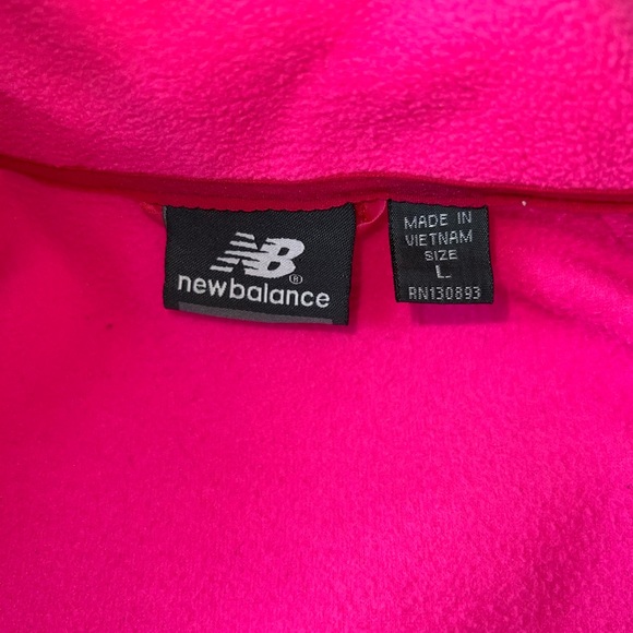 New balance Women’s Large Hot Pink Micro Fleece - Picture 6 of 6